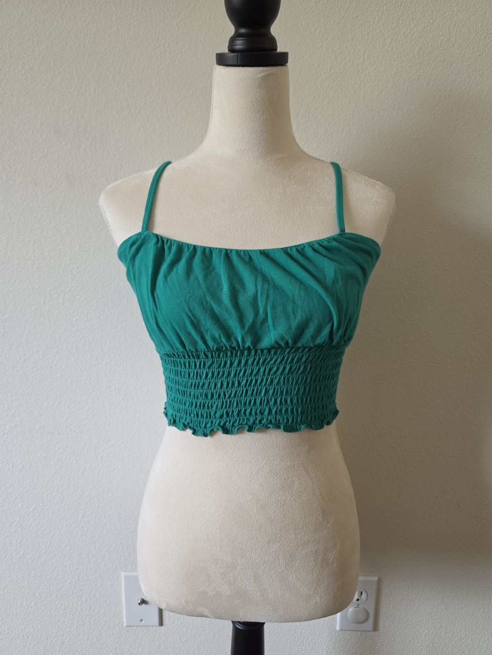 Hollister Women's Green Smocked Crop Top Adjustable Straps Size M